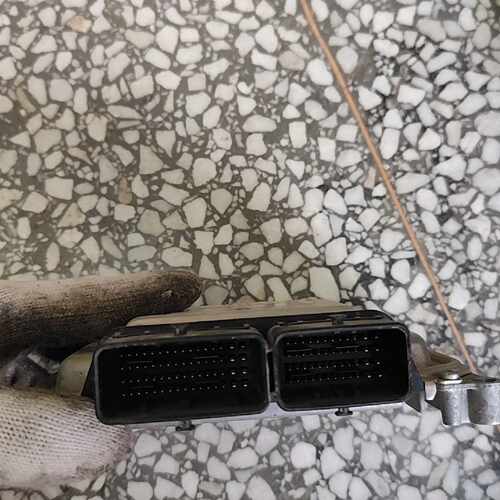 议价2017 Baojun 560 Automatic Engine Computer Board 23887353