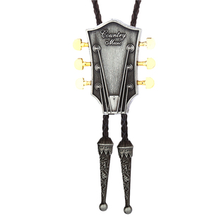 潮牌项链男生短袖合金配饰嘻哈男士吊坠夏季原创设计镶嵌红色宝石