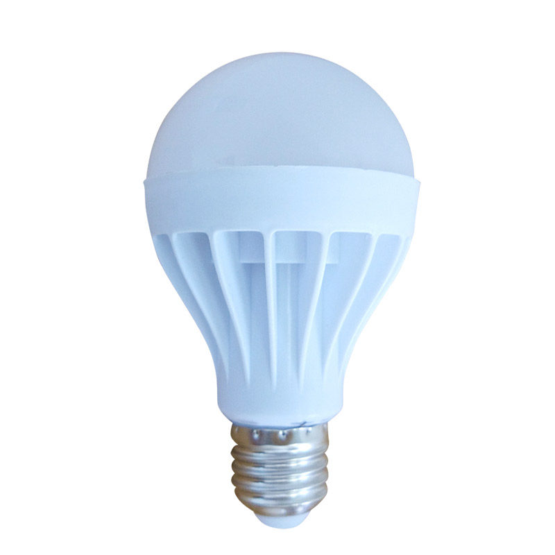 LED灯家用普通节能灯E27螺口灯泡220v交流电灯白光黄光通用高亮灯