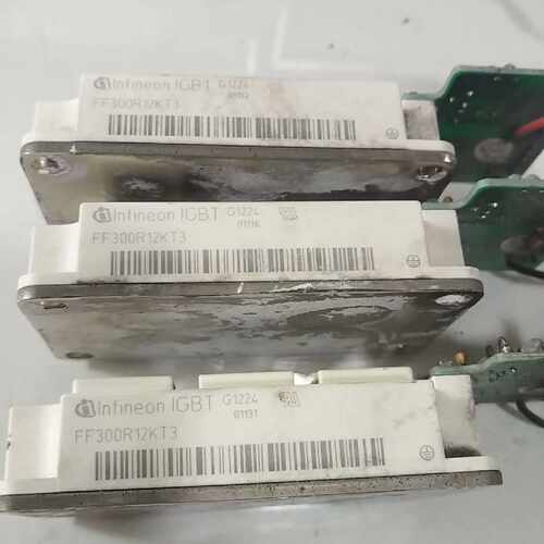 溢价-英飞灵IGBT  FF300R12KT3