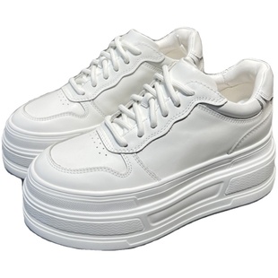 欧洲站真皮小白鞋女2025秋新款欧货圆头系带厚底增高休闲运动鞋潮