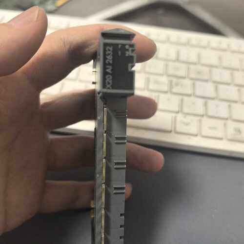 溢价- X20AI2632  ，，