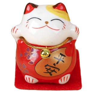 2026年新款招财猫公仔装饰品新年迷你车载桌面玄关小摆件家居礼物