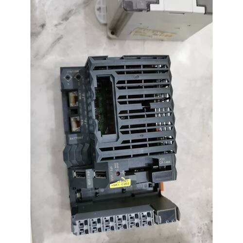 倍加莱模块X20 CP 1486，外壳破损了点询价
