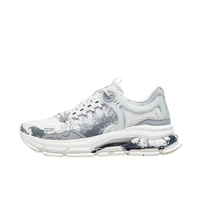 山海男鞋特步透气休闲鞋