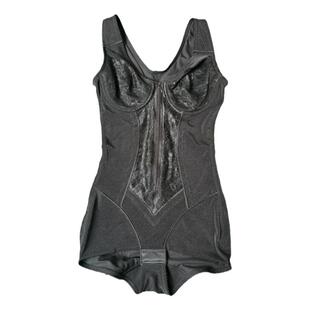 元单 韩 紧版收腹塑身美体前拉链精品提臀有钢圈托胸侧收连体内衣