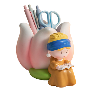 可爱珍珠耳环少女笔筒摆件办公室桌面装饰品创意实用生日礼物女生