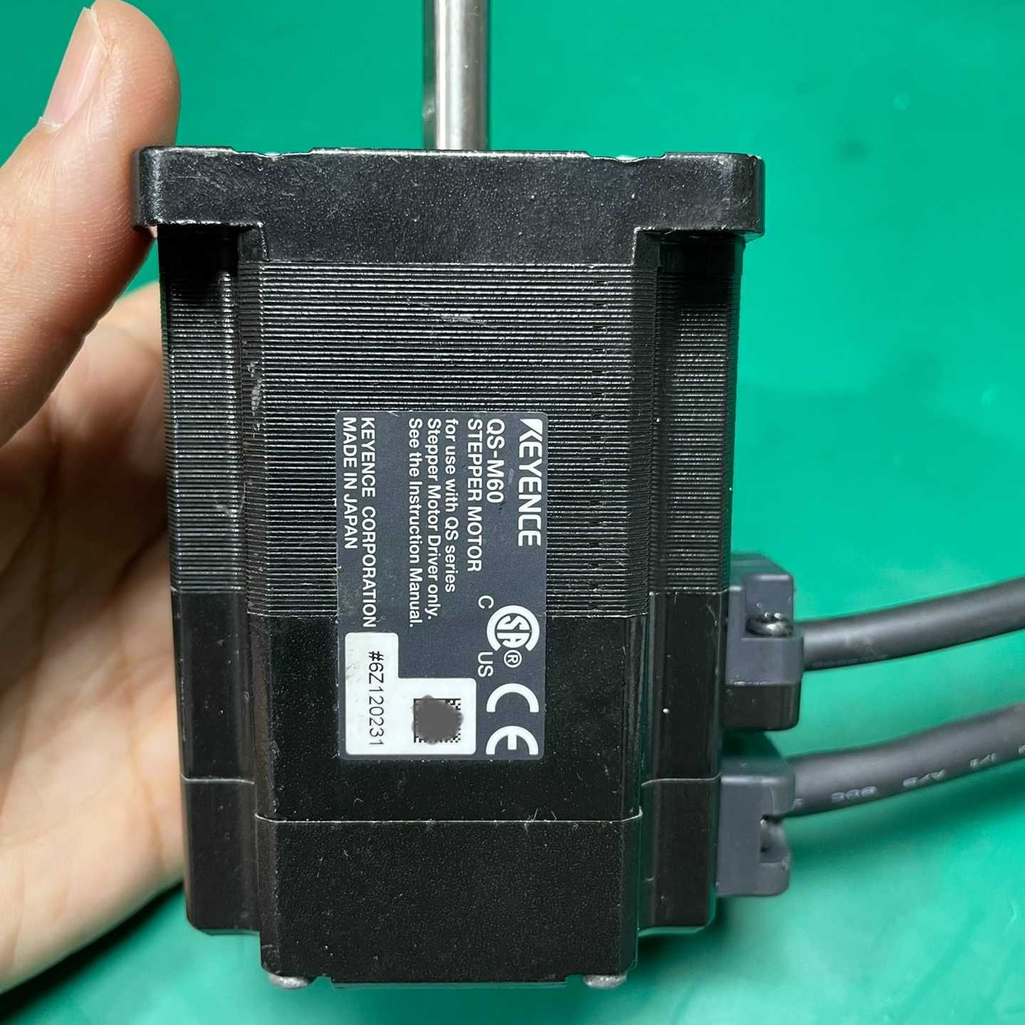 基恩士QS-M60  QS-10P混合型步进电机，原装—议价图片