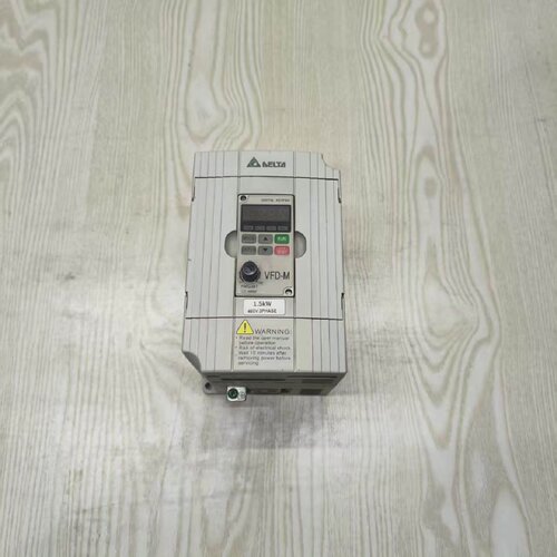 议价VFDM变频器1.5kw380v变维修