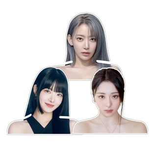 宫胁咲良洪恩采许允真中村一叶LE SSERAFIM明星周边人形衣架礼物