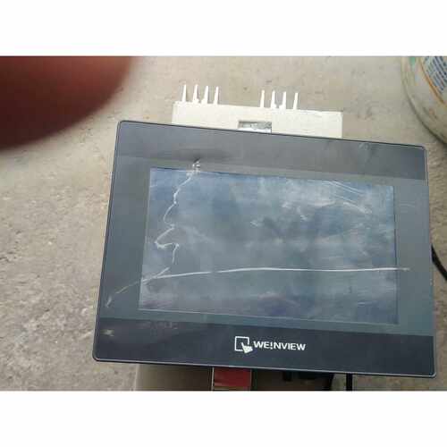 询价威伦触摸屏MT6070iH  5WV，，成色如图