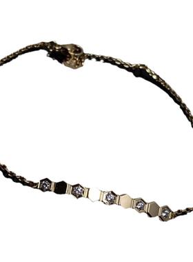 蜂巢手链2023年新款女生V金轻奢小众微笑蜂巢本命年设计精致蜂窝