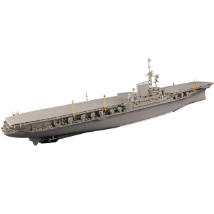 恒辉模型 小号手 05634 1/350 中途岛号航空母舰CV-41 拼装模型