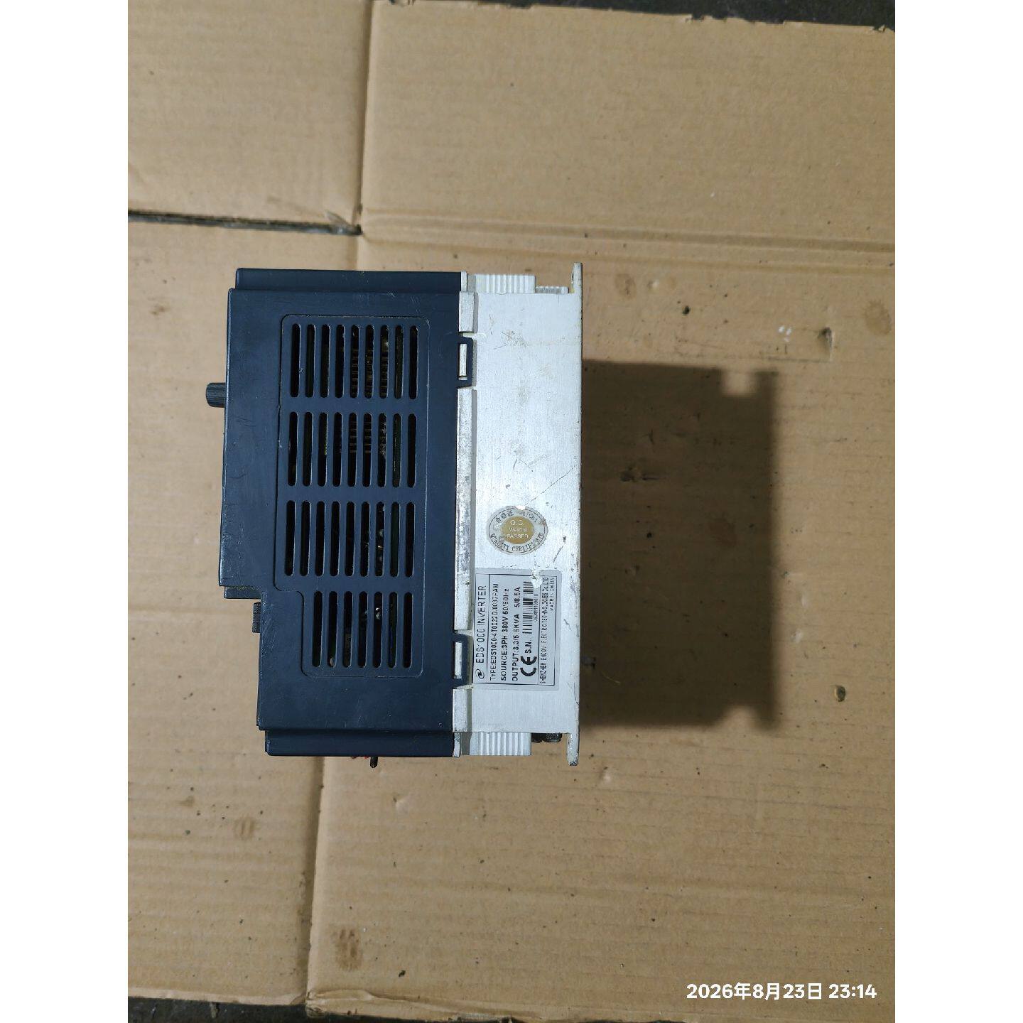 议价易能变频器EDS1000-4T0022G/0037PAM