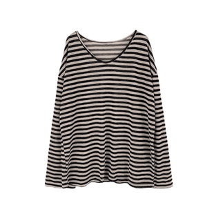 薄款白色长袖防晒t恤女夏季中长款瑜伽罩衫薄纱鲨鱼裤搭配的上衣