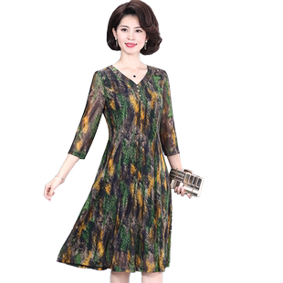 妈妈夏季连衣裙新款洋气时尚台湾纱中老年人女装弹力大码高端裙子