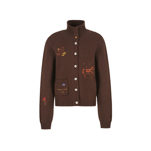 范洛Fano 冬日重工手绣感图案刺绣跳色扣子设计30羊毛纱线针织衫