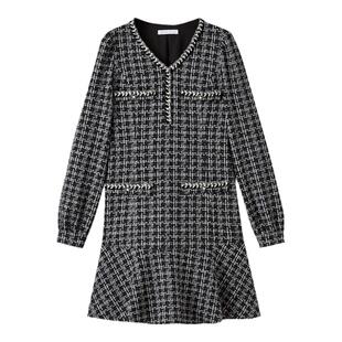 水云间黑色格纹小香风连衣裙女名媛风千金感裙V领鱼尾裙秋冬新款