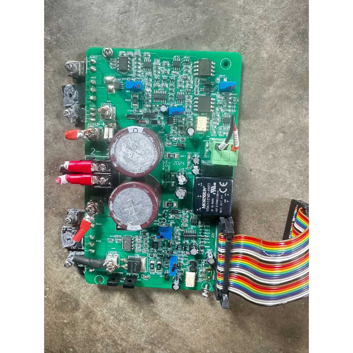 议价工厂拆机电源板，带散热片，带线，实物拍的，成色还可以，有