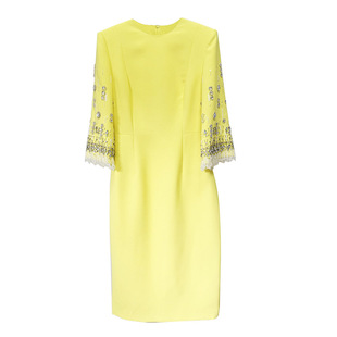2026春夏新款欧美明星款嫩黄色钉珠镶钻流苏中袖修身中长款连衣裙