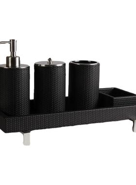 简约皮质卫浴乳液瓶装饰摆件