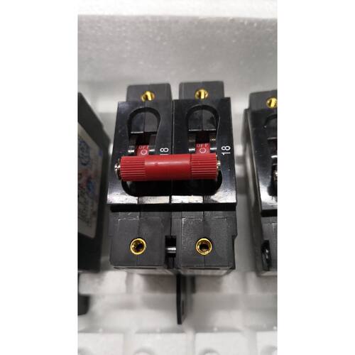 议价CA2-B2-24-618-231-CF嘉灵Carling空气开关断路器实物拍摄实