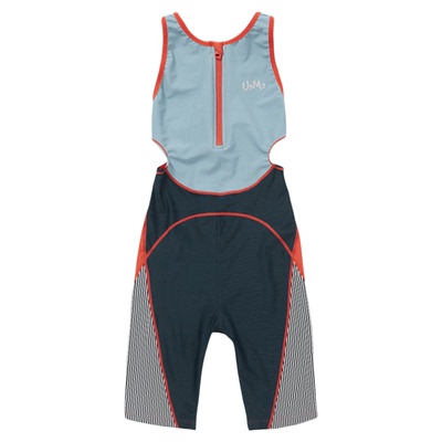 有这么只女童连体专业泳衣