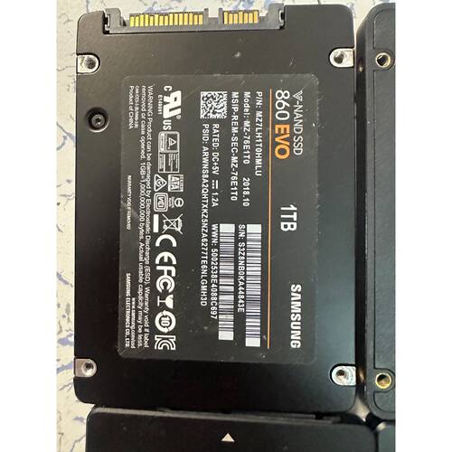 议价可维修三星860EVO1TB固态硬盘