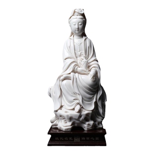 戴玉堂陶瓷摆件《坐岩观音》苏友德德化白瓷佛像客厅装饰艺术品