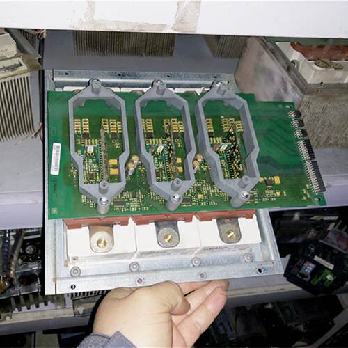 议价伟肯AB变频器NXP NXS触发板驱动板PC00525  PC00526带613GB12