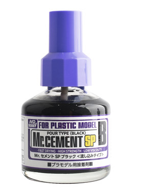 MC132郡士黑色溜缝胶水