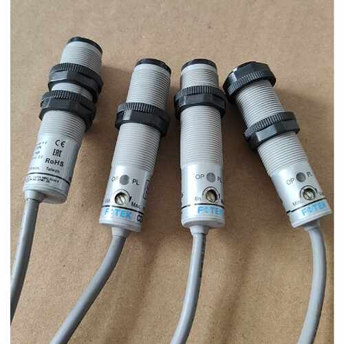 【议价】R10X4FSTEK圆柱形光电开关传感器双输