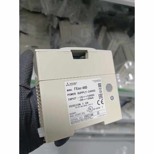 议价PLC模块型号FX3U4AD成色如图功能正常实维修