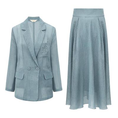 COCOBELLA肌理褶皱刺绣西装