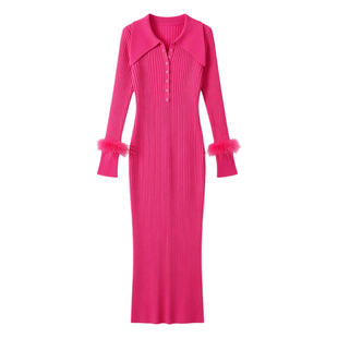 春装女款2026年新款针织连衣裙女秋冬法式高级感修身毛毛拼接长裙