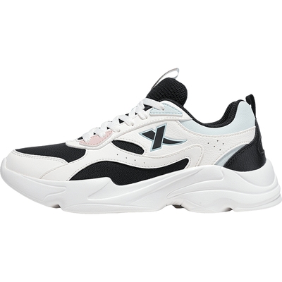 特步女鞋运动鞋皮面老爹鞋