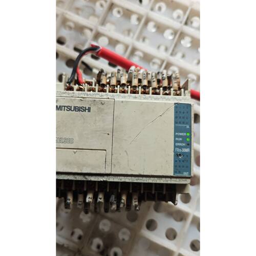 【请询价】三菱PLC模块30MR001拆机实物拍摄的