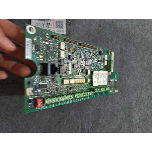 询价-变频器主板SMIO01C4KW成色还可可维修
