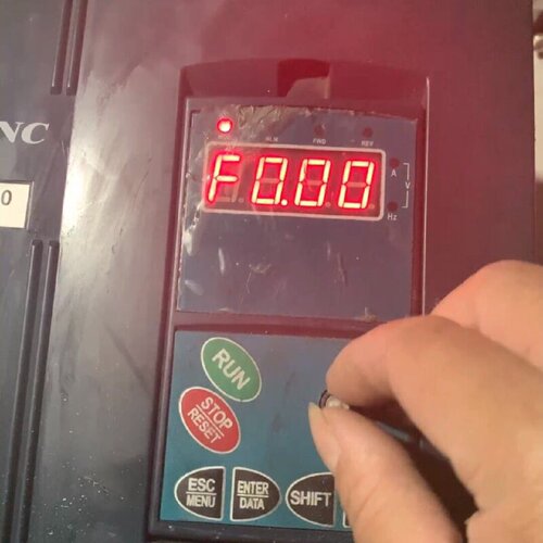 要询价---易能变频器EDS20004T0075G0110P维修262