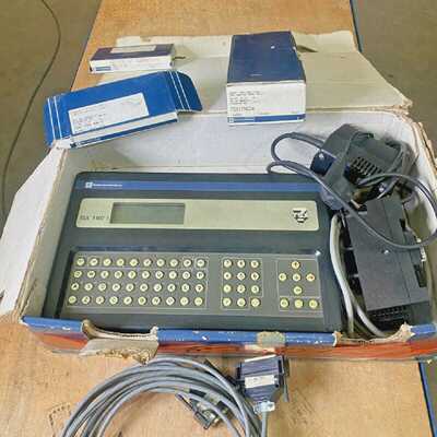 Telemecanique T407 10TSX17ACC7  2 X TS4 50 F  TSX17ACC6