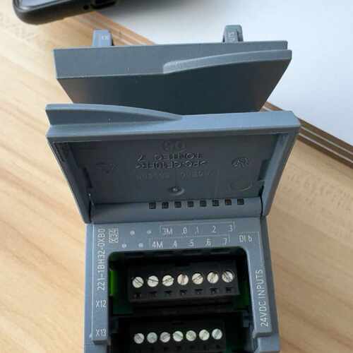询价-SM1221，221-1BH32，999新，1200系