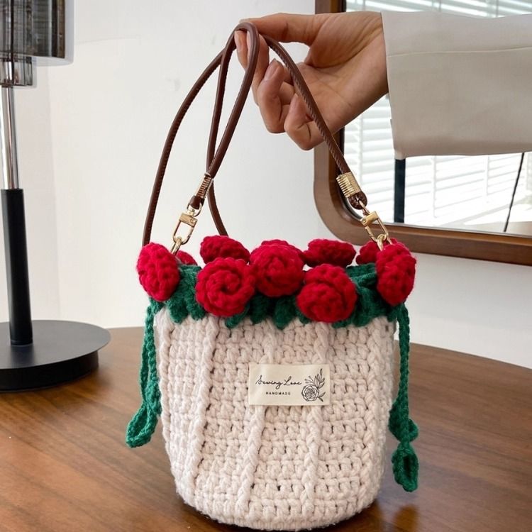 玫瑰花束手工编织包包diy钩织材料包自制毛线成品水桶斜挎包礼物