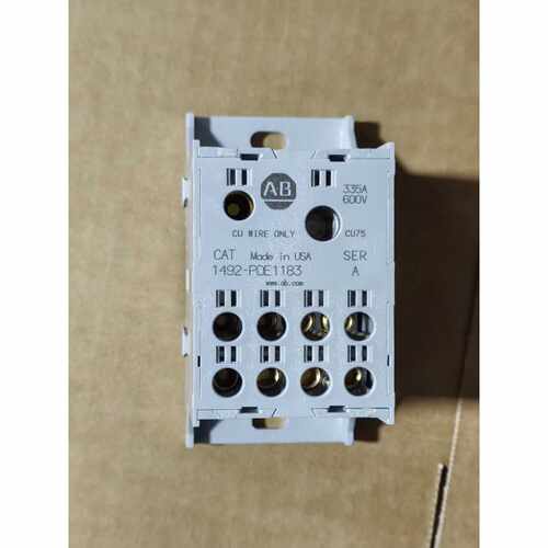 AB断路器1492-PDE1183一只，全新没有包装盒了，如