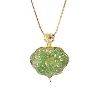 仿和田玉镂空雕刻碧玉花丝香囊吊坠金镶玉嘎乌盒项链毛衣链噶乌