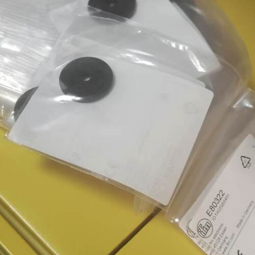 议价E80322易福门感应片全新现货