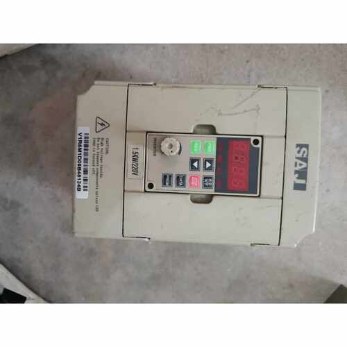 询价三晶变频器8000V1R5M1   220V1.5KW