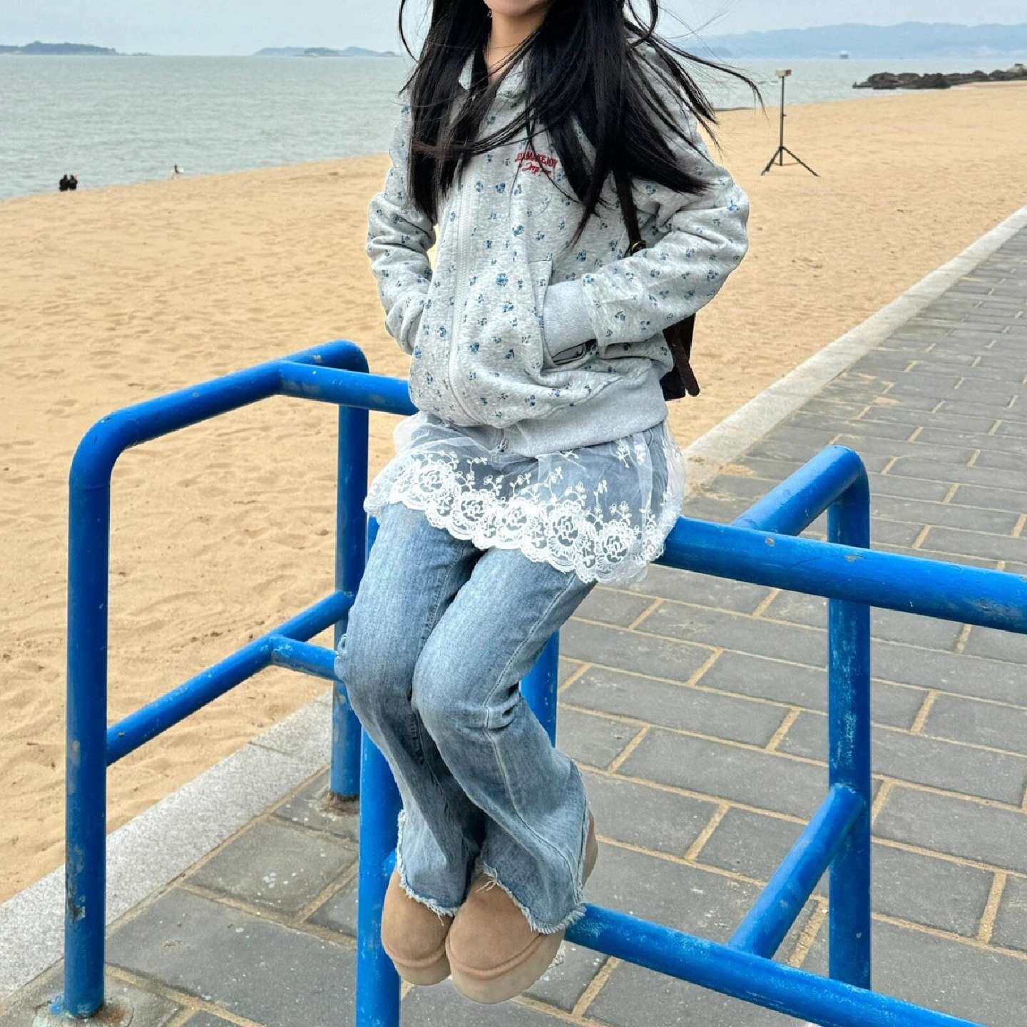 秋冬屁帘韩国蕾丝透视小短裙蕾丝a字短裙刺绣百搭裙帘遮臀屁股裙