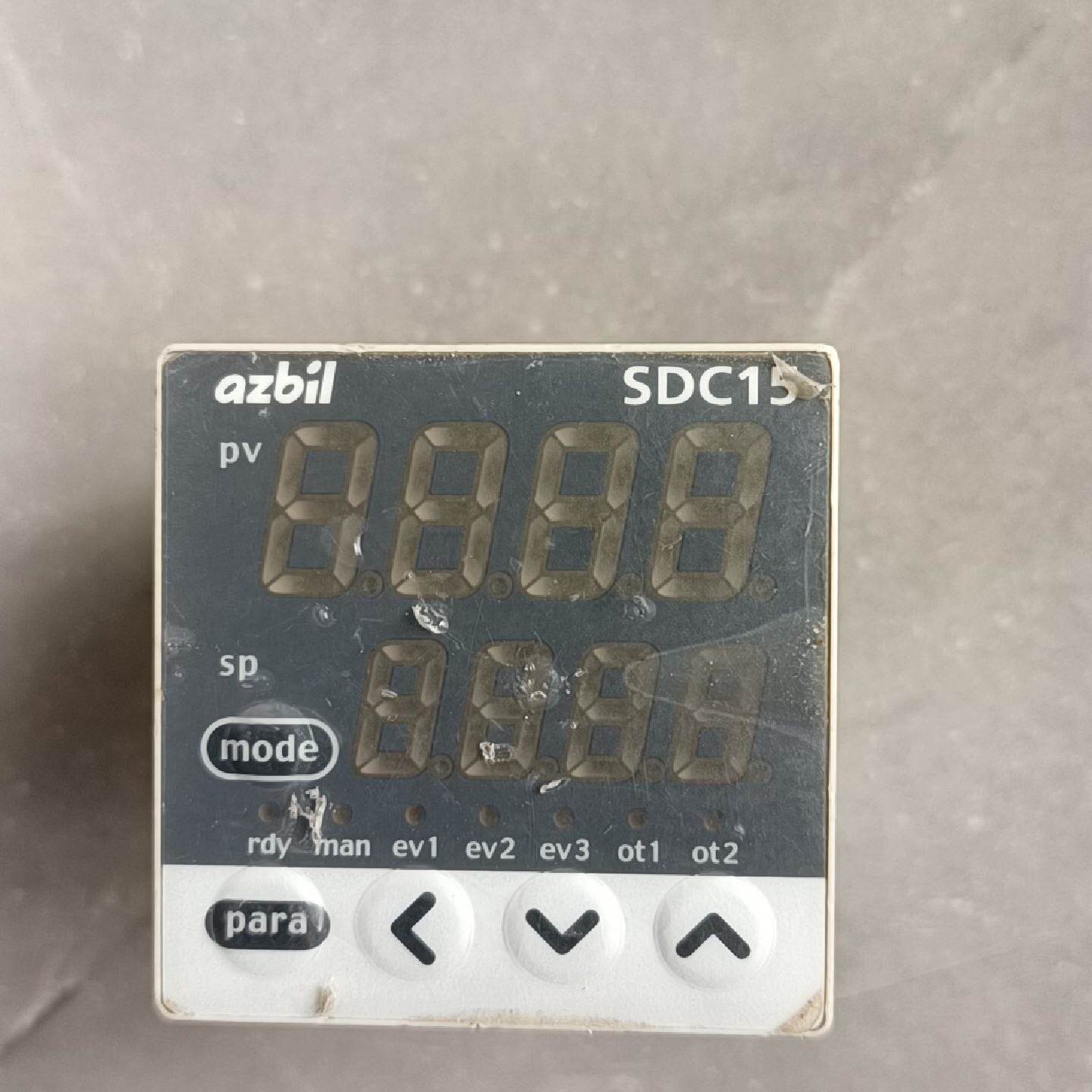 非标价azbil 山武温控器 C15TCCTA0600 1只,C议价