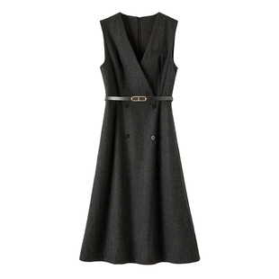 晚白2025年秋冬新款气质V领绵羊毛裙子收腰时尚百搭无袖连衣裙