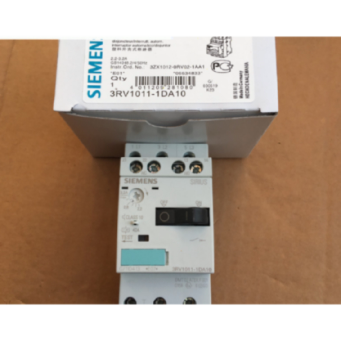 议价3RV1011-1DA10德国西门子断路器 3RV1011-1DA10 2.2-3.2A